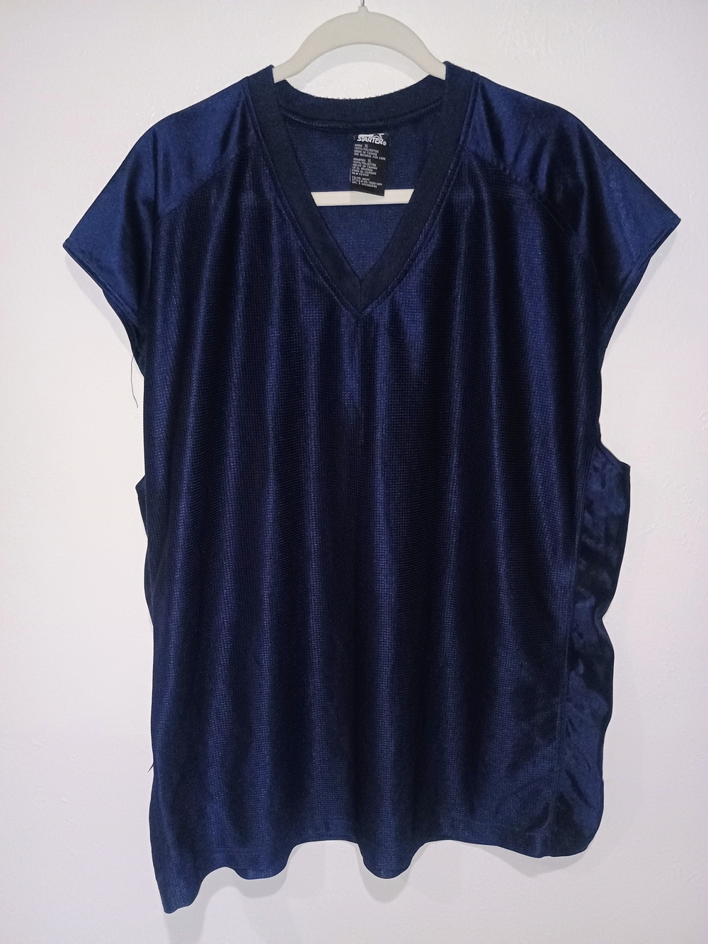 STARTER Men's Navy V-Neck Jersey Top